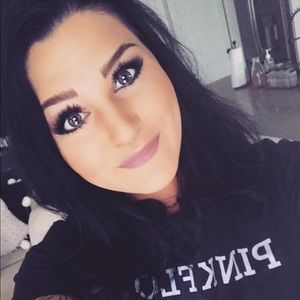 Meet your Posher, Jenna